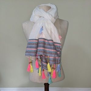 NWOT Colorful Tassel Scarf